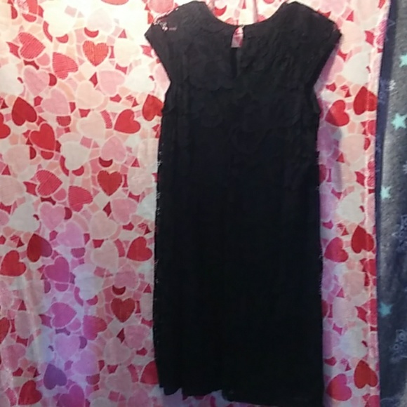 Dress - Picture 2 of 2